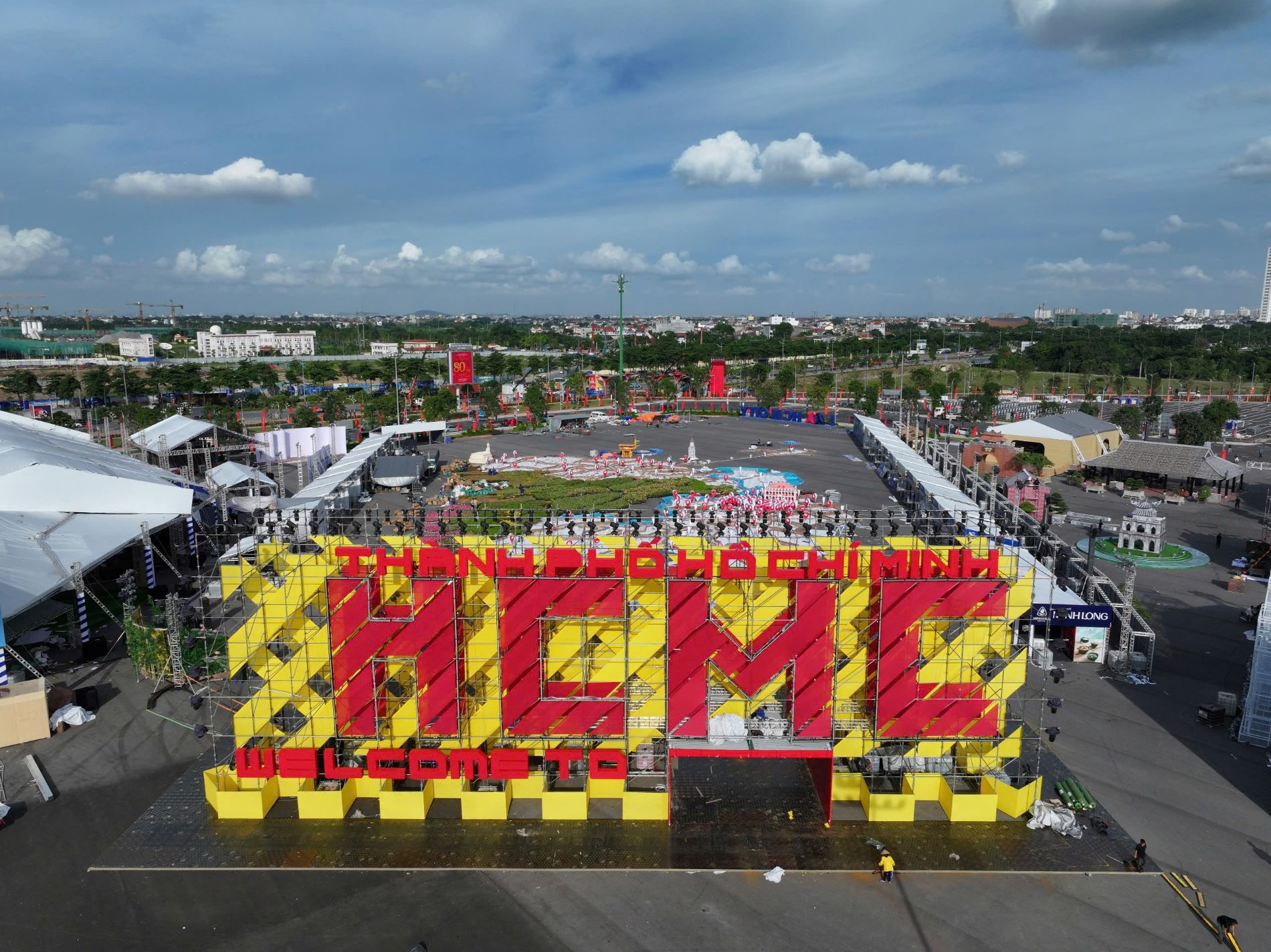 Những yếu tố mới của kinh tế thị trường và hội nhập quốc tế tác động tới công tác tập hợp, phát huy sức mạnh đại đoàn kết toàn dân tộc